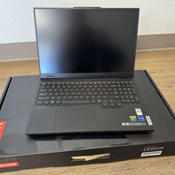 Lenovo Legion Pro 7i Gen 9 16” 240Hz QHD+ i9-14900HX 64GB 3TB SSD RTX 4080
