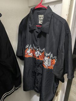 VINTAGE BUTTON UP