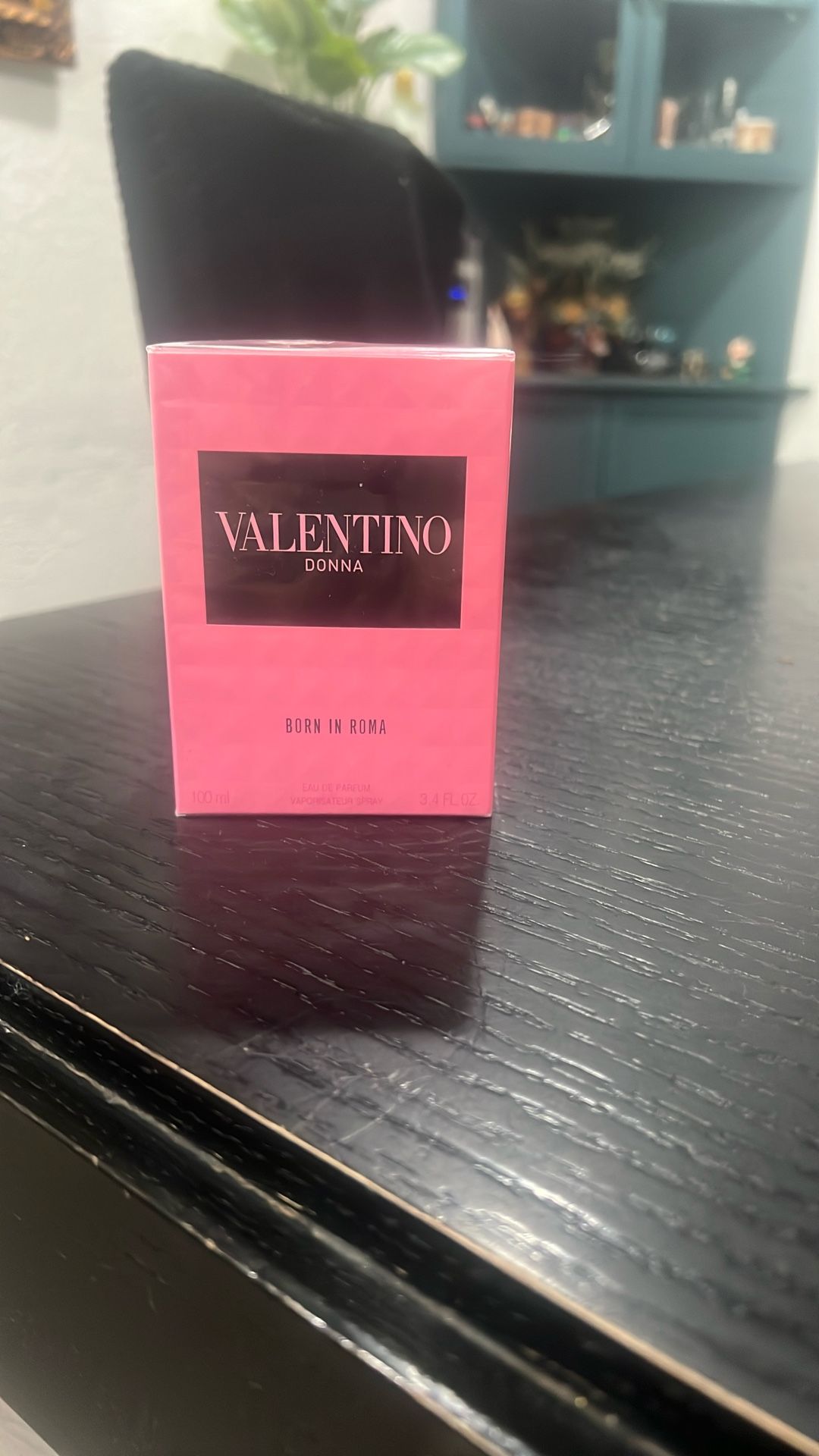 Perfume VALENTINO DONNA 3.4 FL.OZ