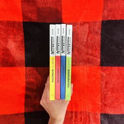 Minecraft: Guide Collection 4-Book Boxed Set (2018 Edition)