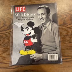 Ex Cond Walt Disney Life Magazine 2016