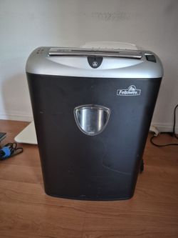 Fellowes Paper Shredder