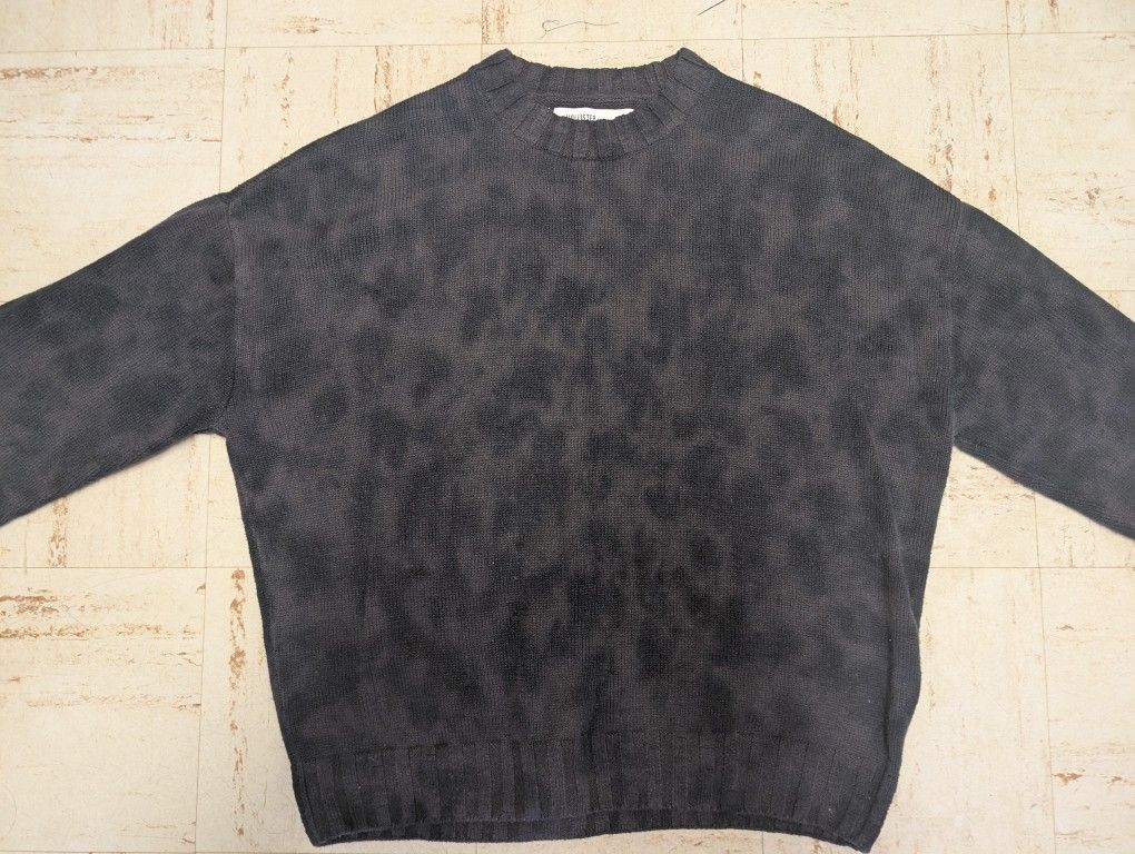 Hollister Sweater Black Dye