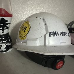 Milwaukee Hard Hat 