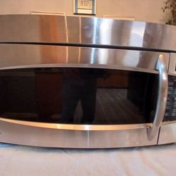 Microwave Oven