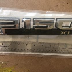 Ford F150 Xl Emblem 