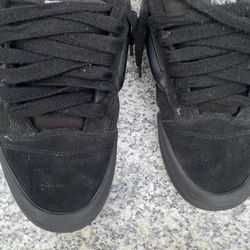 VANS Knu Skool Shoes (puffy Vans)