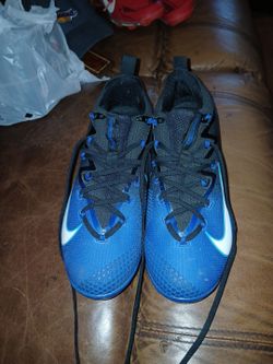Nike Blue and Black Low-Top Baseball Cleats Size 7.5