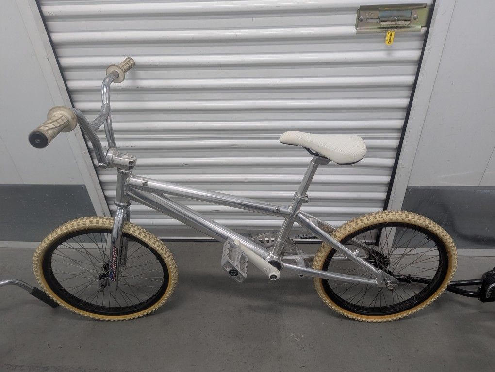 BMX ALUMINUM FRAME BIKE