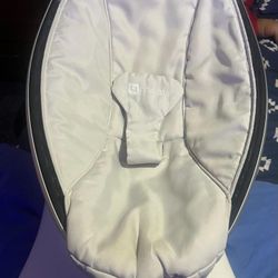 4moms MamaRoo Multi-Motion Baby Swing