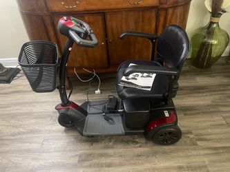Compact Travel Power Scooter, 3 Wheel “Almost New” $400 Firm on Price