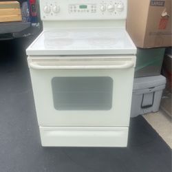 Used Ge Electric 220 Volt 5 Burner Range And Oven