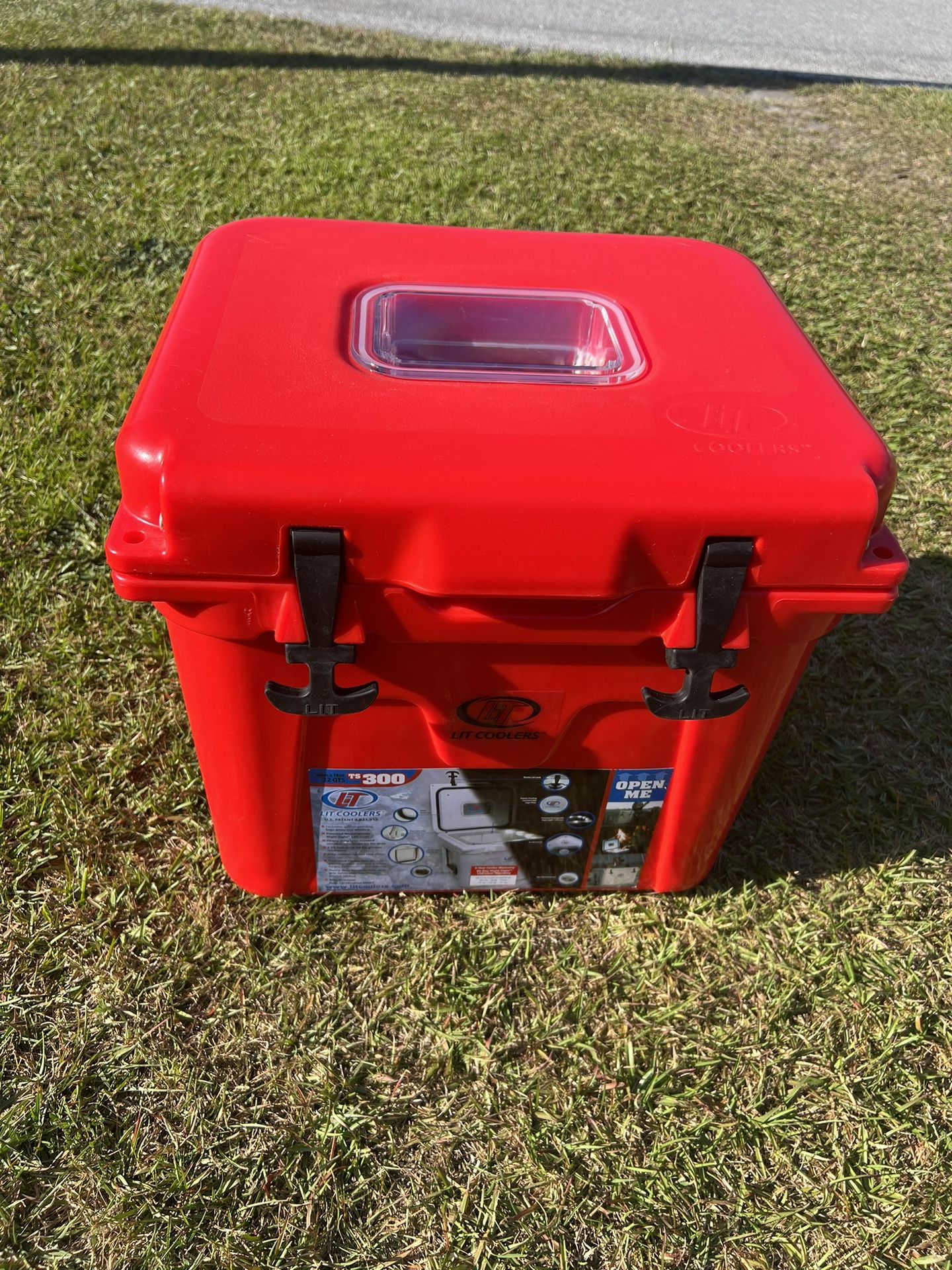 Lit cooler hot sale ts300