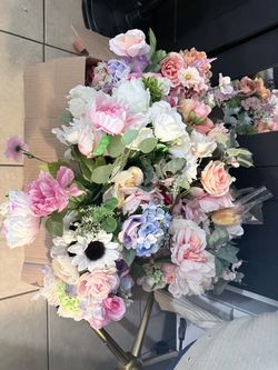 Box of artificial flowers
