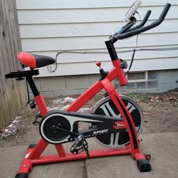 INDOOR STATIONARY EXERCISE BIKE 