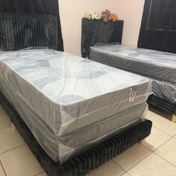 NEW MATTRESS TWIN SIZE PLUSH WITH BOX SPRING