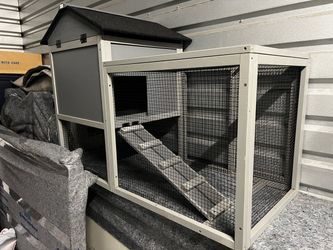 Large 4ft  Wooden Bunny Rabbit Hutch w/ Outdoor Run & Ramp – $100 OBO