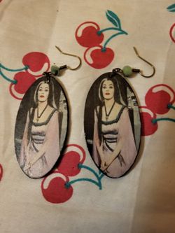 Lilly  Munsters earrings