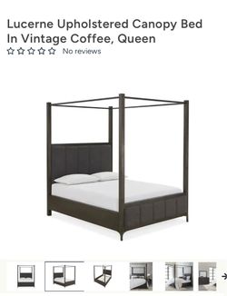 Canopy Bed - Queen Size
