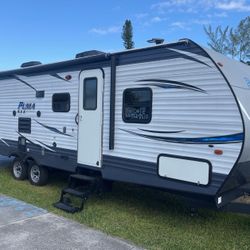 2018 Forest River Palomino Puma 27-RBQC