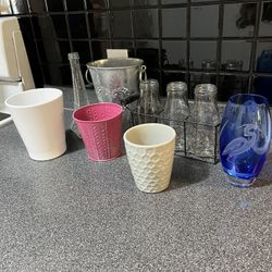 7 Vases/Planters