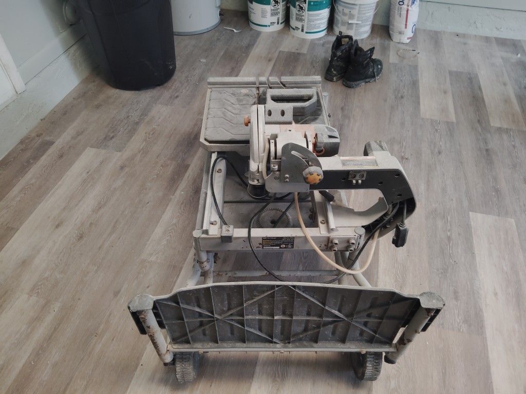 Tile Saw