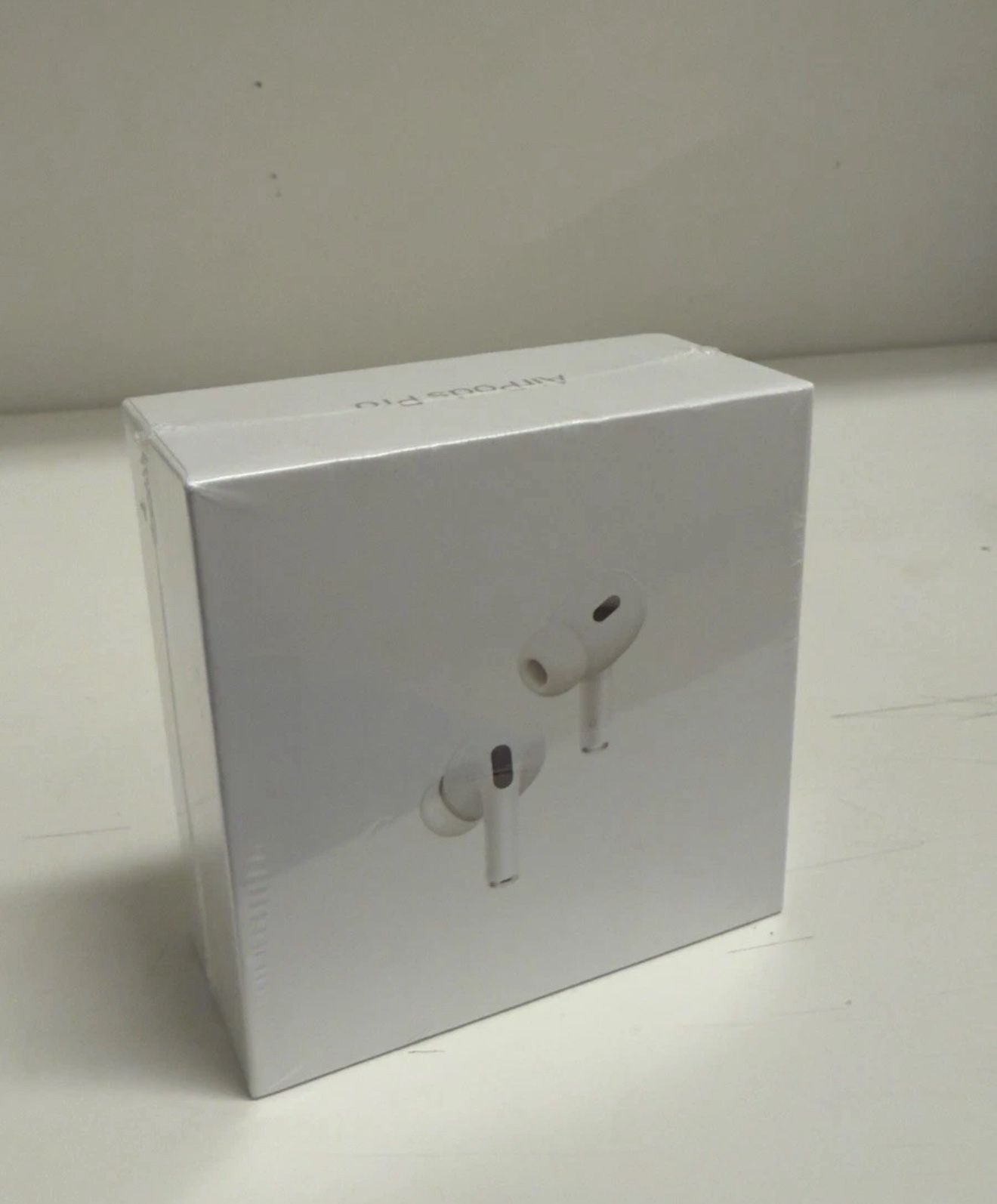 apple airpods pro gen 2 usb c SEALED NEW