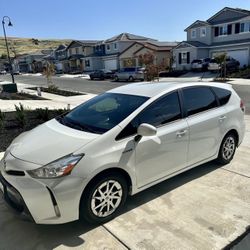 2015 Toyota Prius V