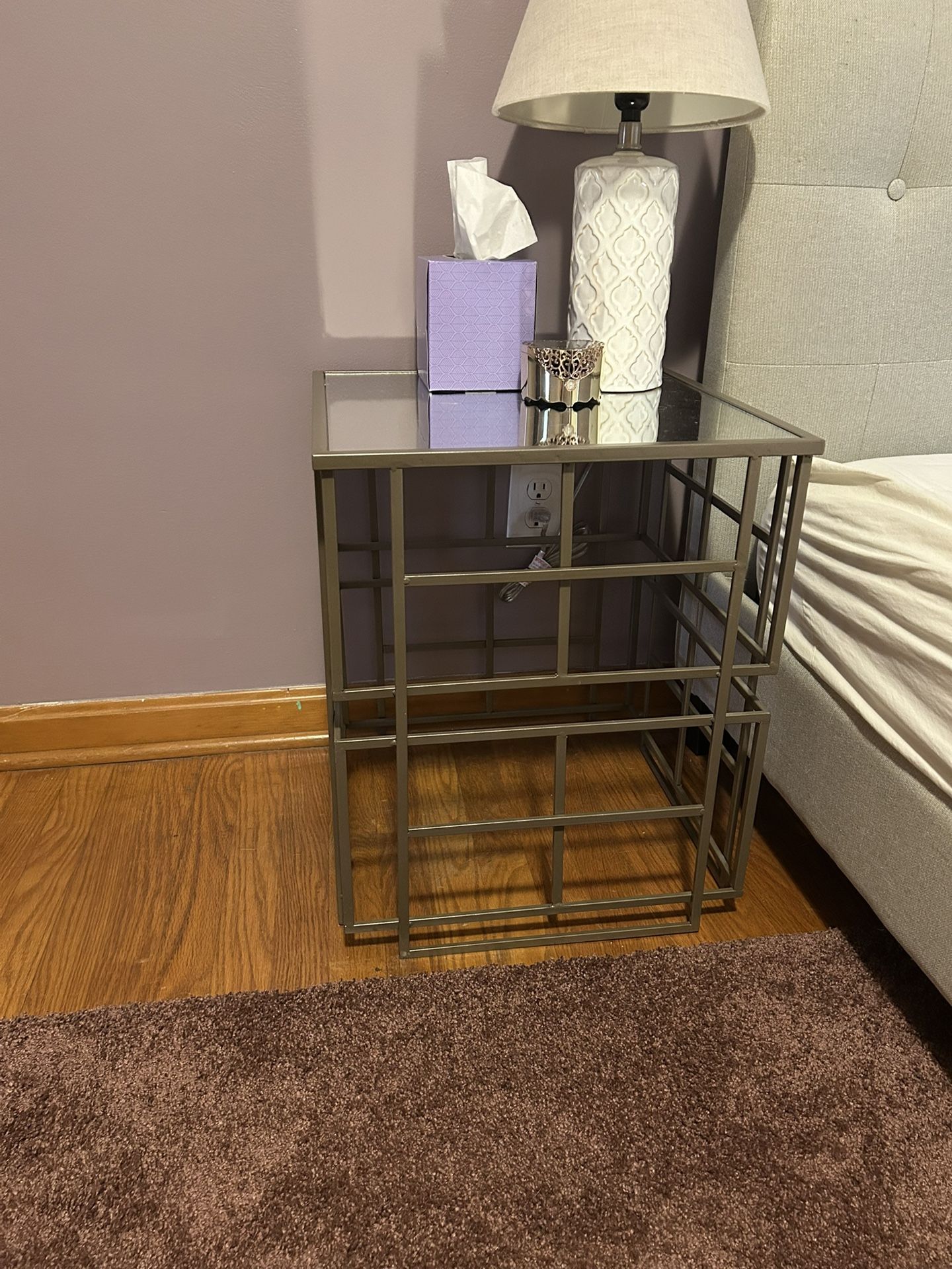 Free Small End Table