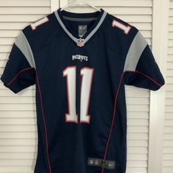 Julian Edelman Patriots Women’s Jersey Size Medium