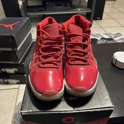 Jordan 11s 