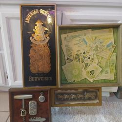 Super Vintage Budweiser Plastic Bar Decor