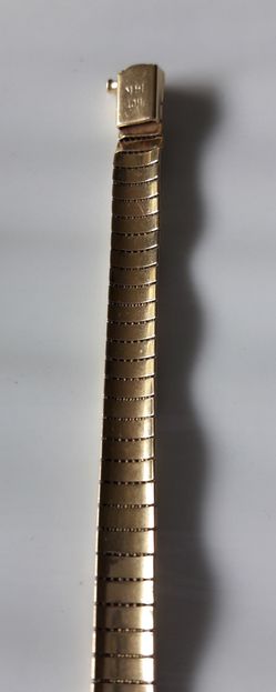 14k gold omega bracelet 5mmw, 7inches long