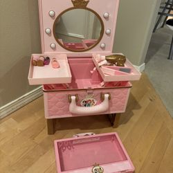 Princess Vanity 