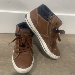 Shoes Size 4M