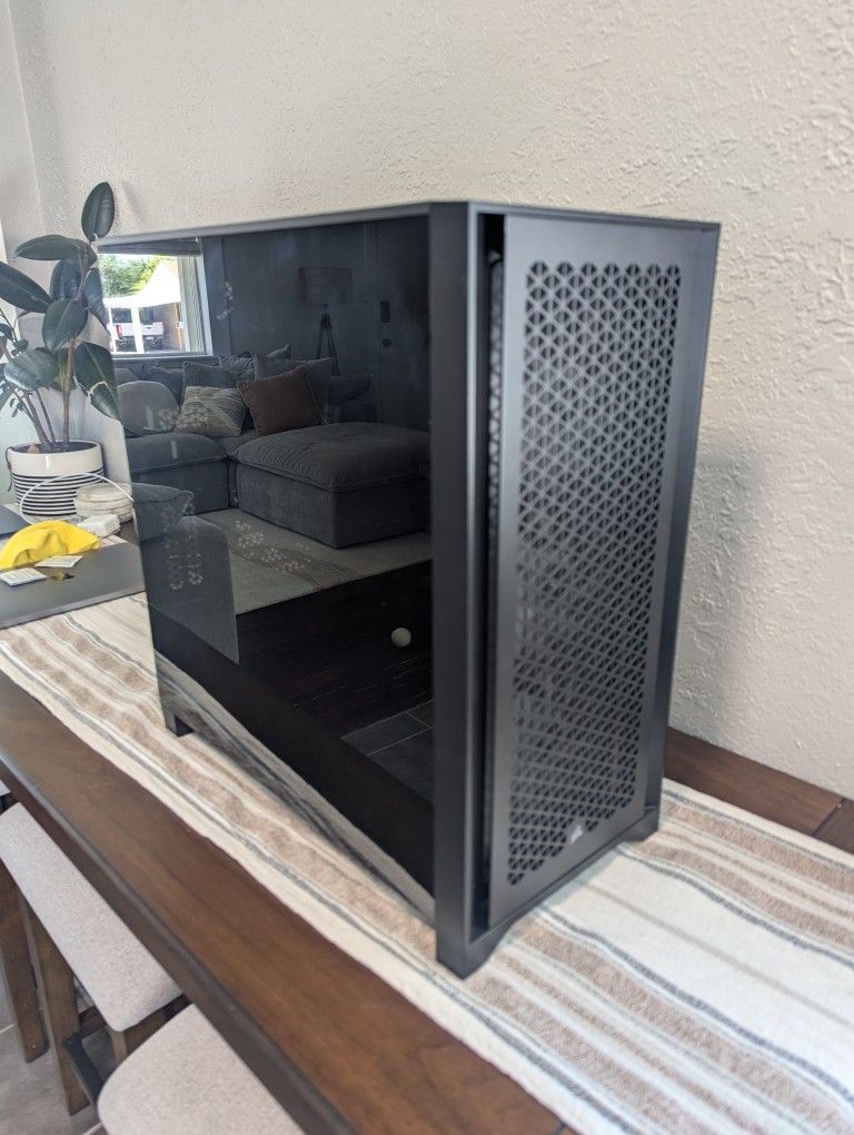 High-Performance Gaming PC - Ryzen 7 / RTX 3060 Ti