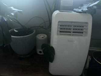 AC Unit w/window exhaust