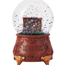 Taylor Swift | The Eras Tour Acoustic Piano Snow Globe 