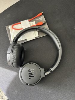 JBL HEADPHONES