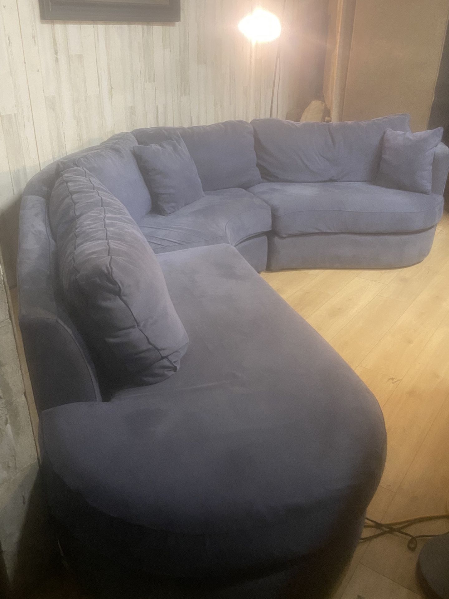 High End Serpentine sectional Free Delivery