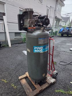 Air compressor commercial