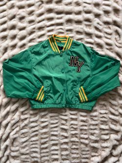 Chamarra verde talla L nueva