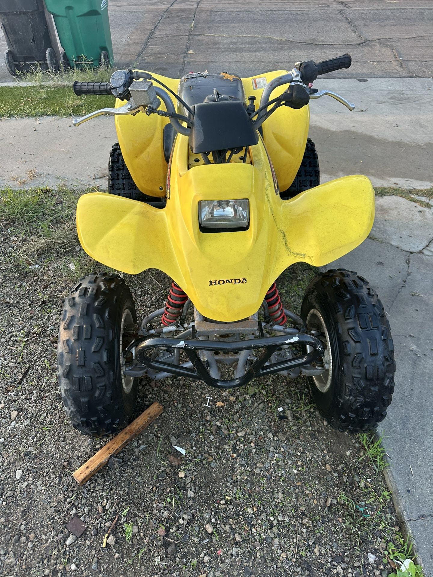2002 Honda 250ex Quad—2500$