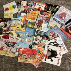 Large Bundle of Kid’s Books: Llama Llama, Splat the Cat…
