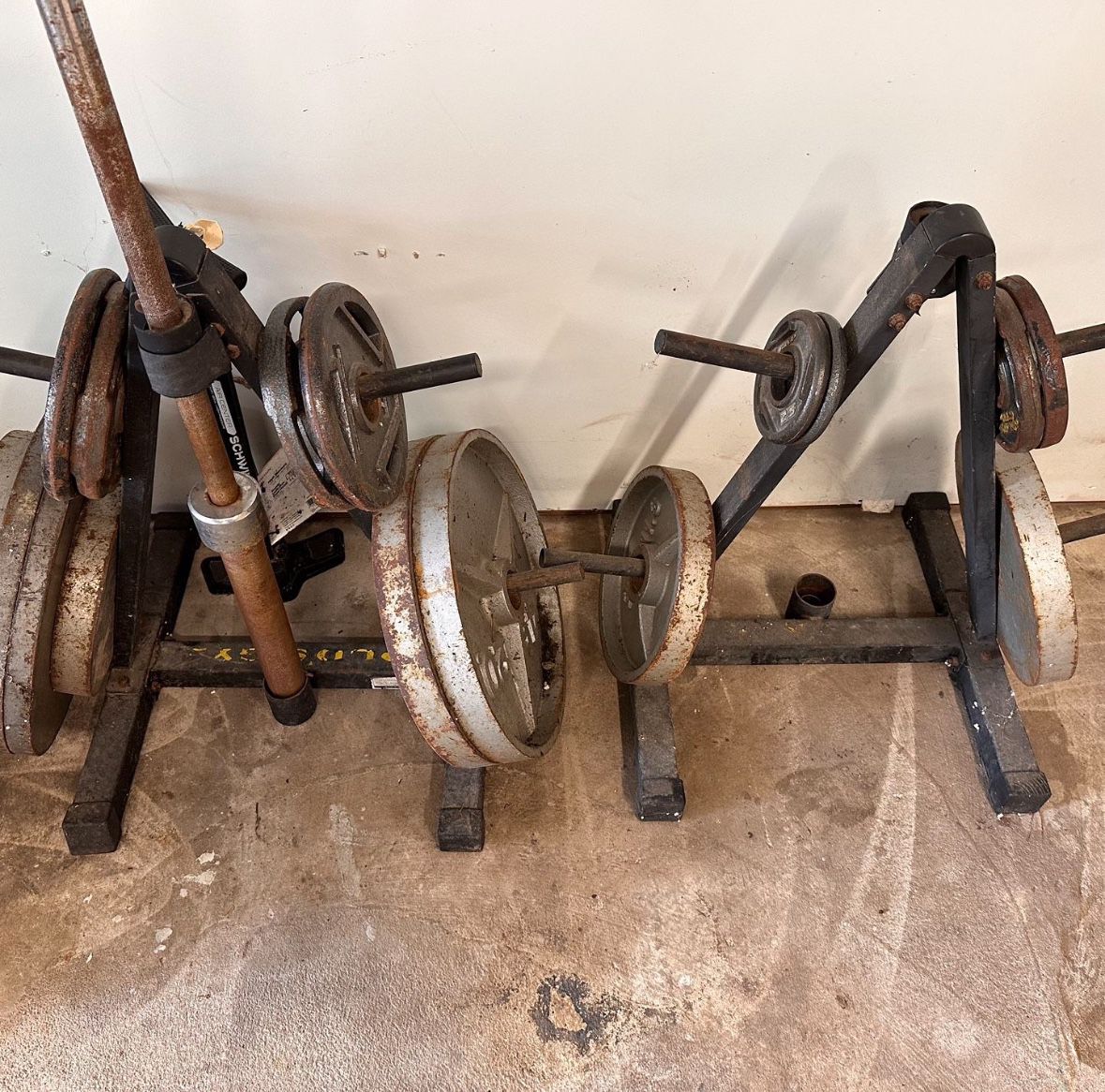 Metal Olympic Weight Set (400 Total Pounds)