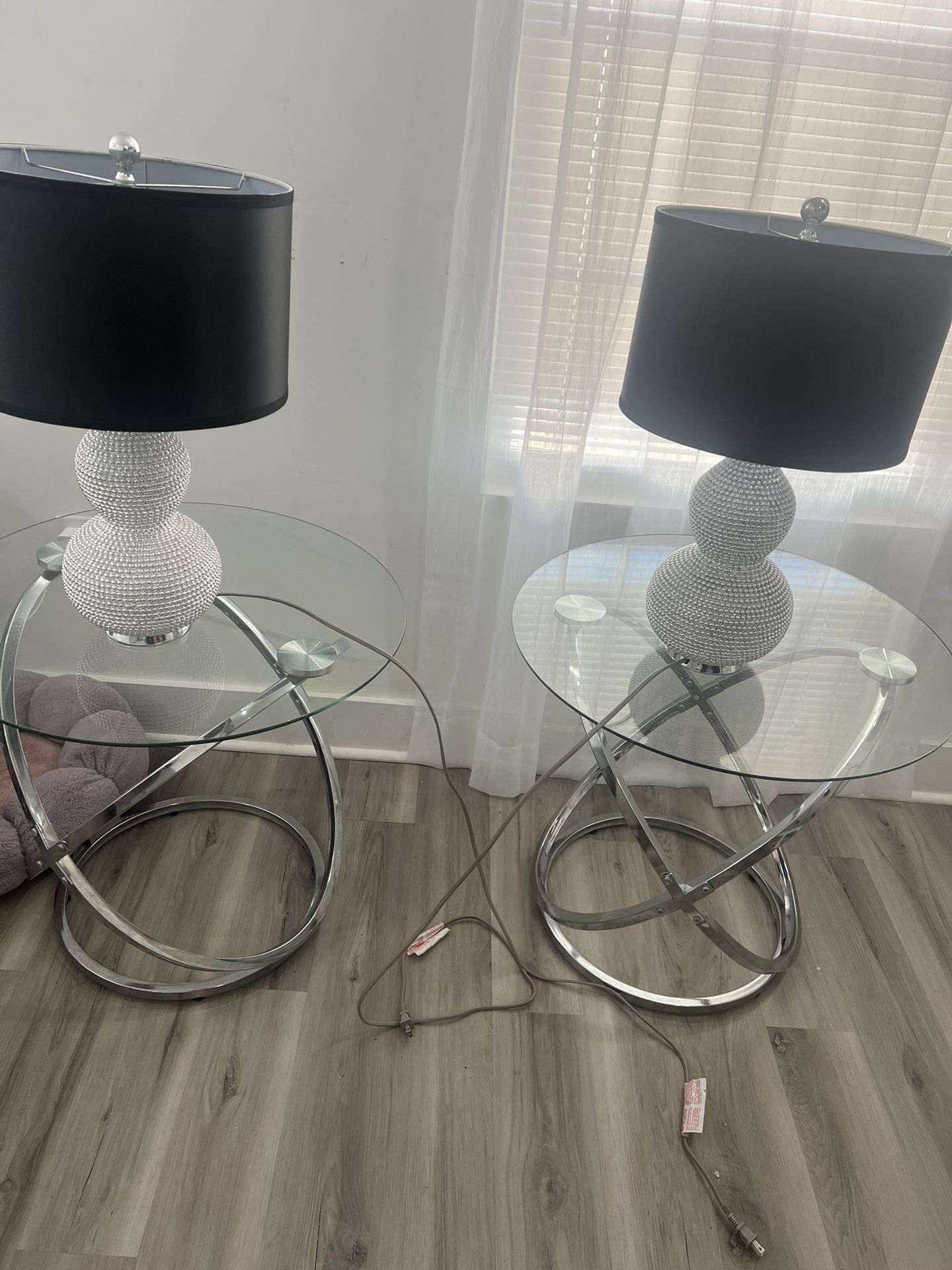 Coffee, end tables and Lamps