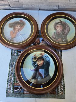 Framed Decorative plates, numbered editions by Su Etem