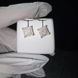 These 925 silver Moissanite diamond earrings