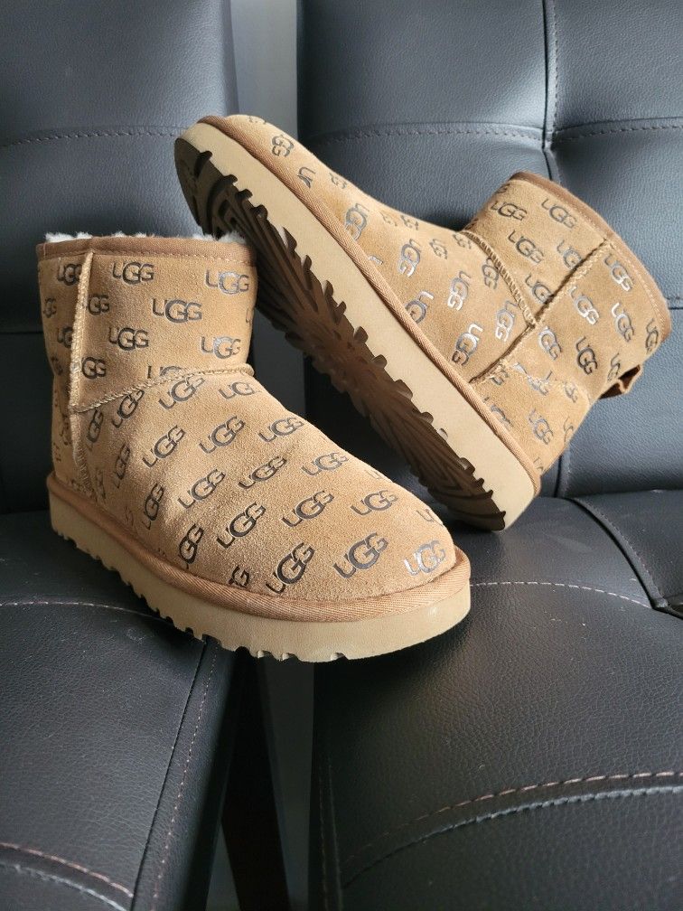 Women's Ugg Boots