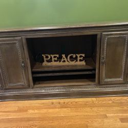 Tv stand FREE